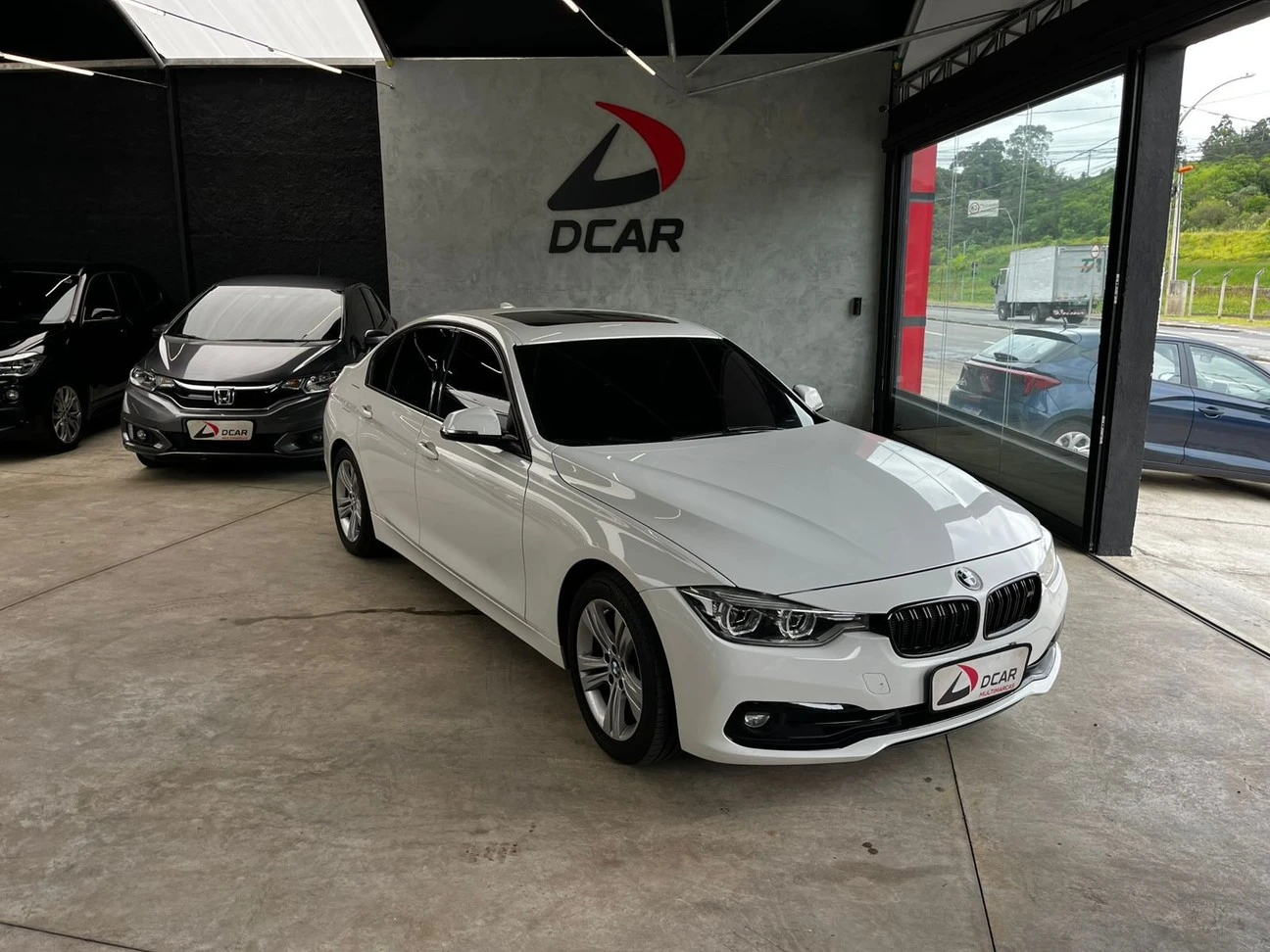 BMW 320i