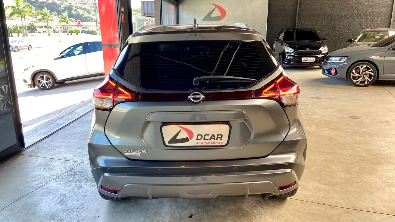 NISSAN KICKS