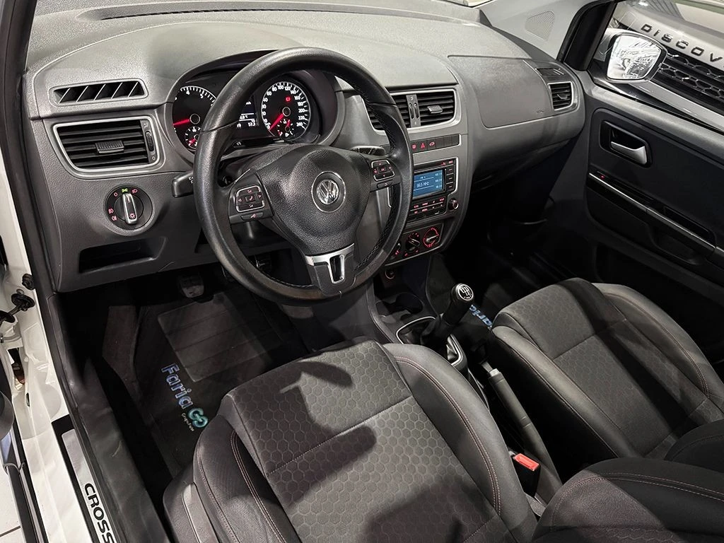 VOLKSWAGEN CROSSFOX
