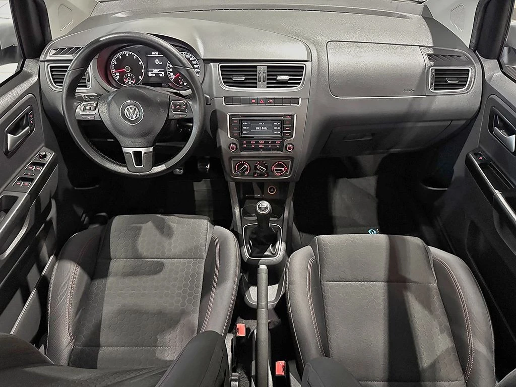 VOLKSWAGEN CROSSFOX