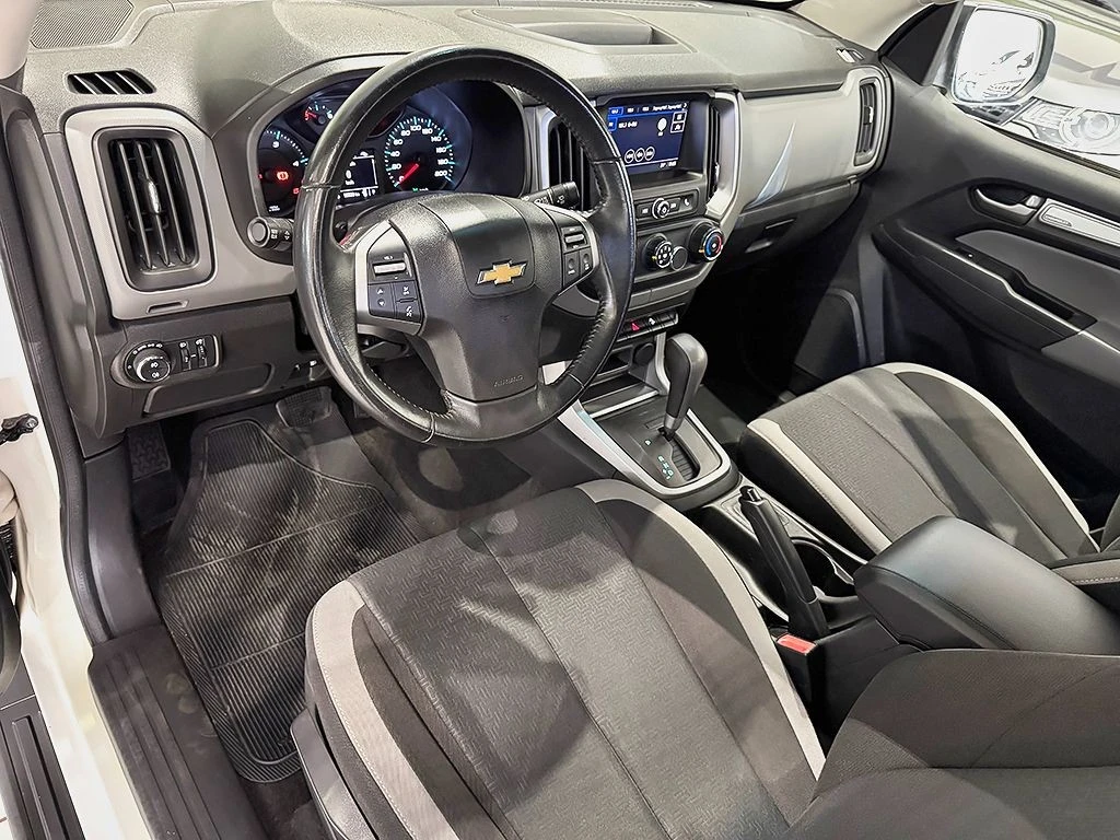 CHEVROLET S10