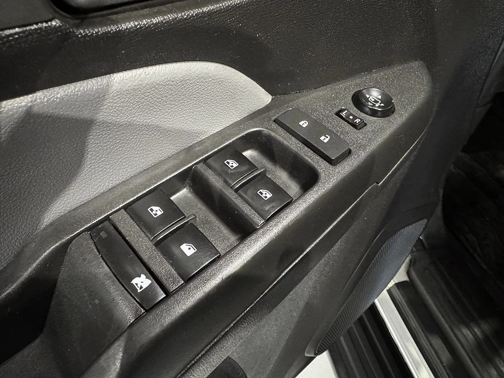 CHEVROLET S10