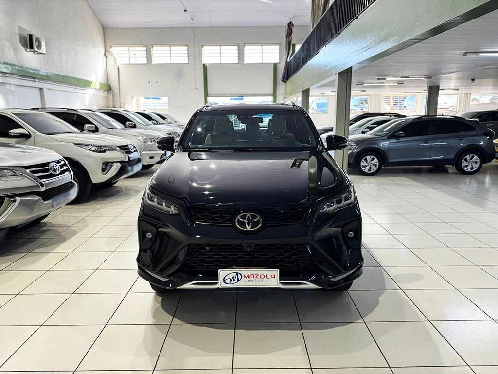 TOYOTA HILUX SW4