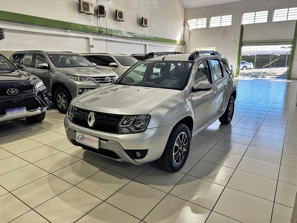 RENAULT DUSTER