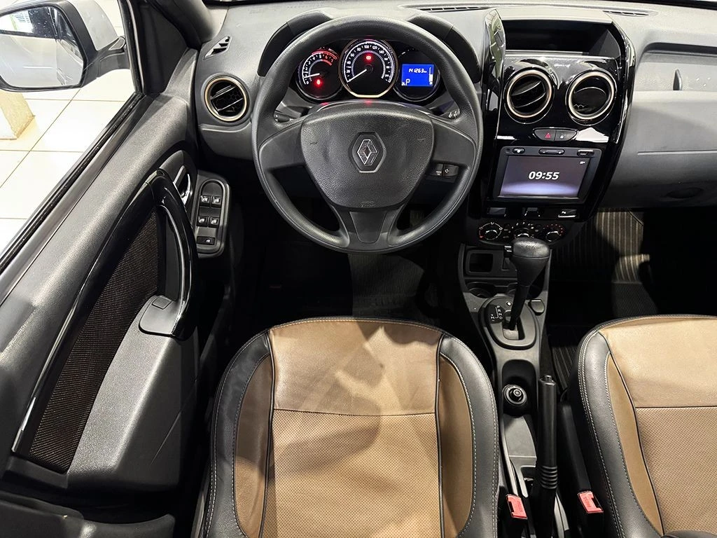 RENAULT DUSTER