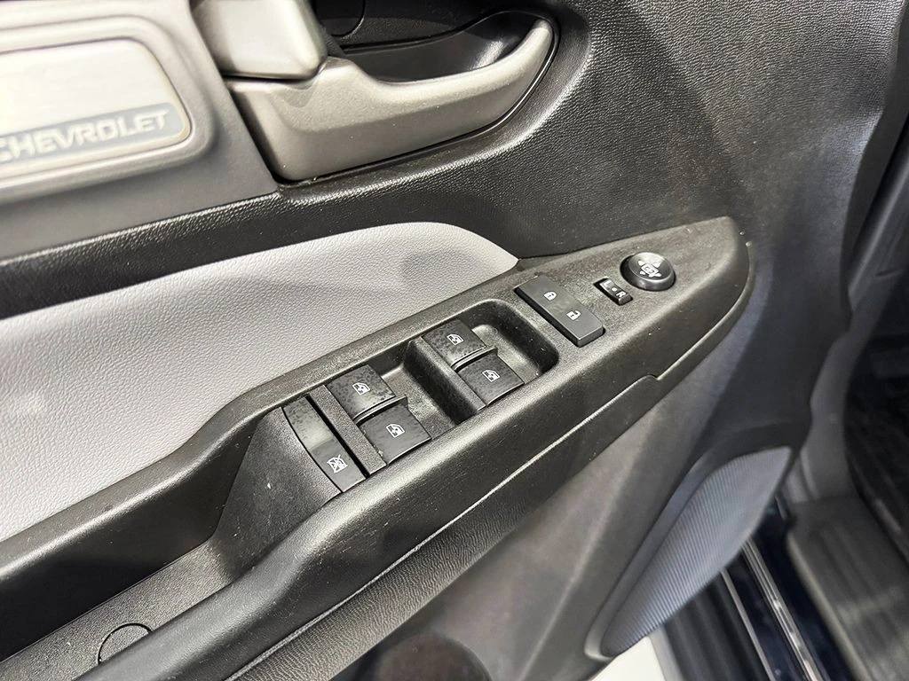 CHEVROLET S10