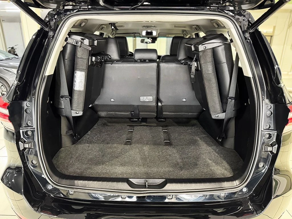TOYOTA HILUX SW4