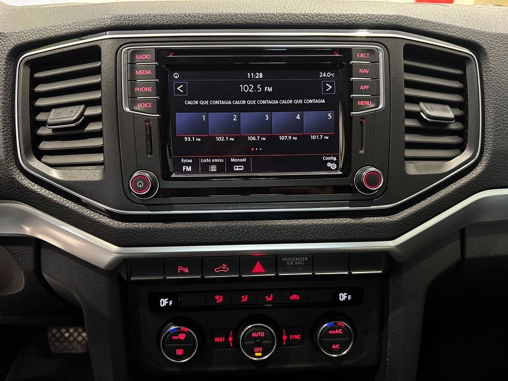 VOLKSWAGEN AMAROK