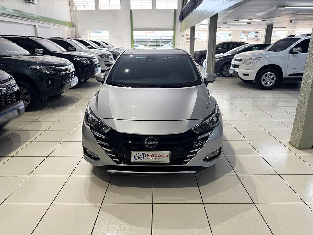 NISSAN VERSA