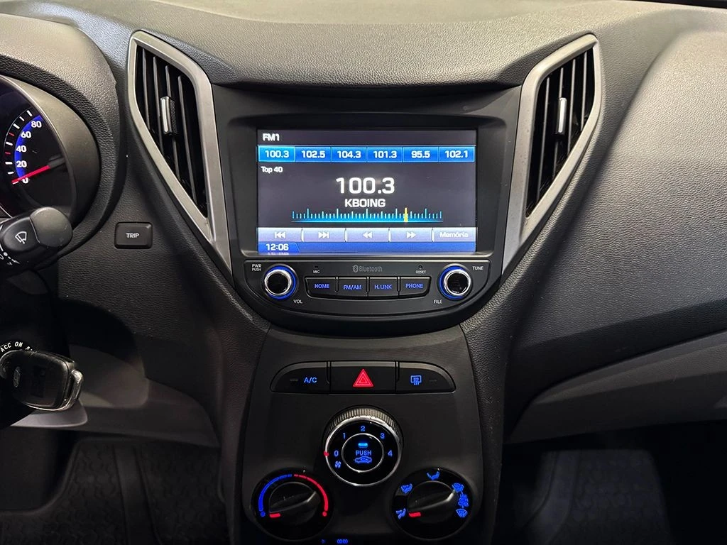 HYUNDAI HB20S