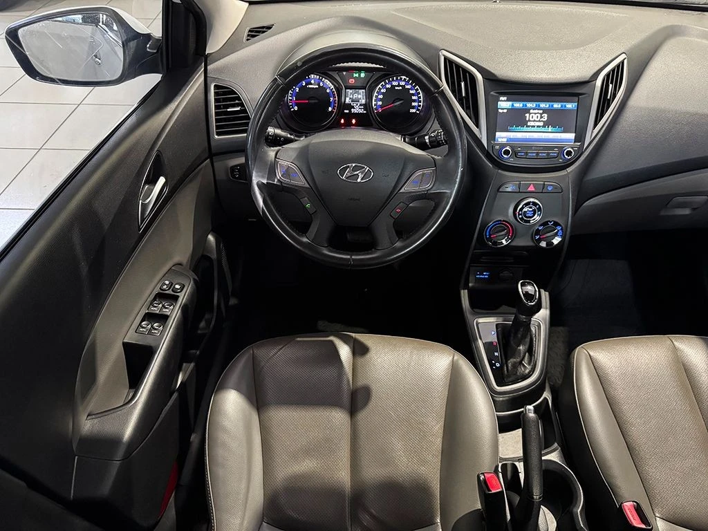 HYUNDAI HB20S