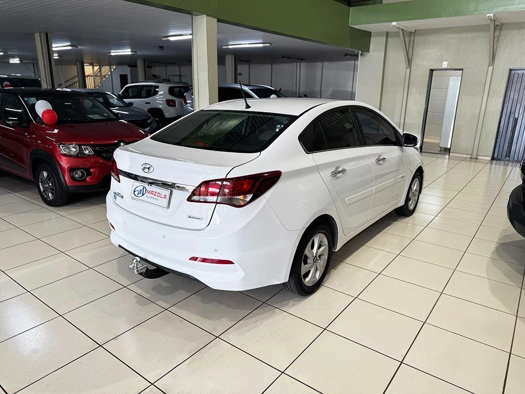 HYUNDAI HB20S