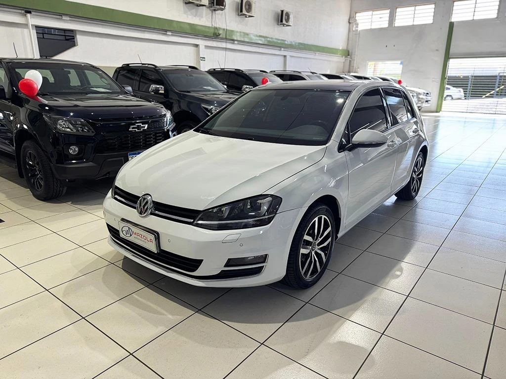VOLKSWAGEN GOLF