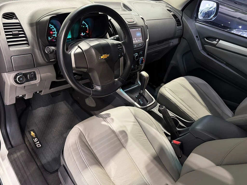 CHEVROLET S10