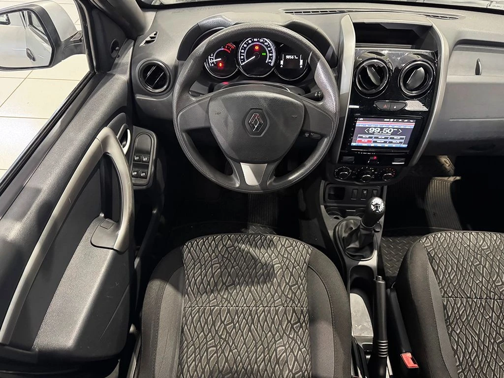 RENAULT DUSTER