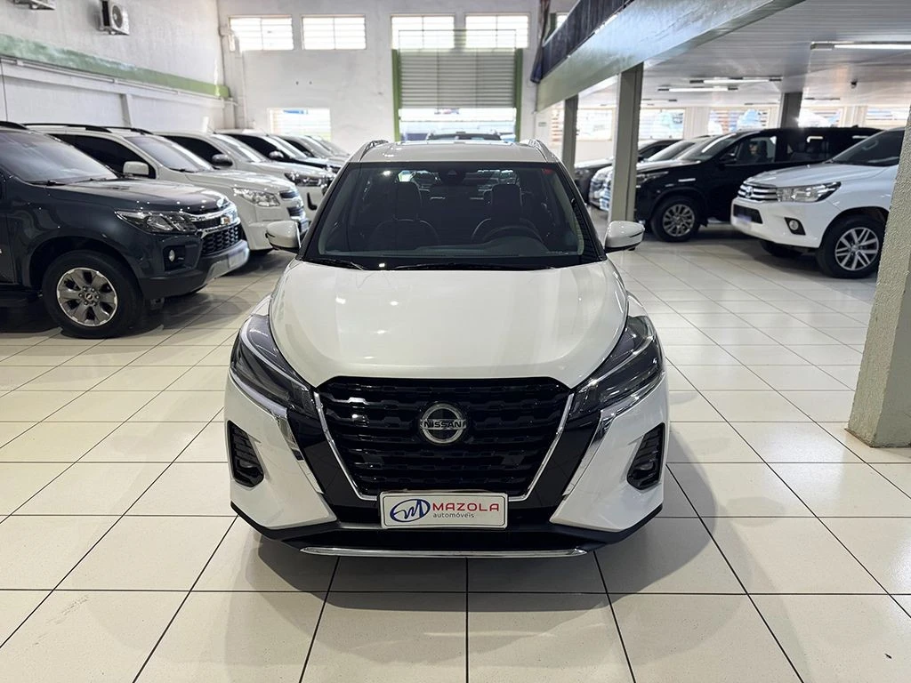 NISSAN KICKS
