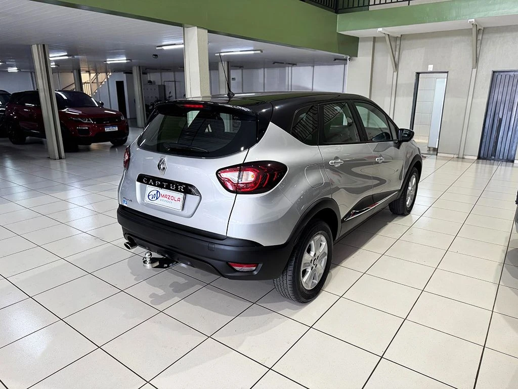 RENAULT CAPTUR
