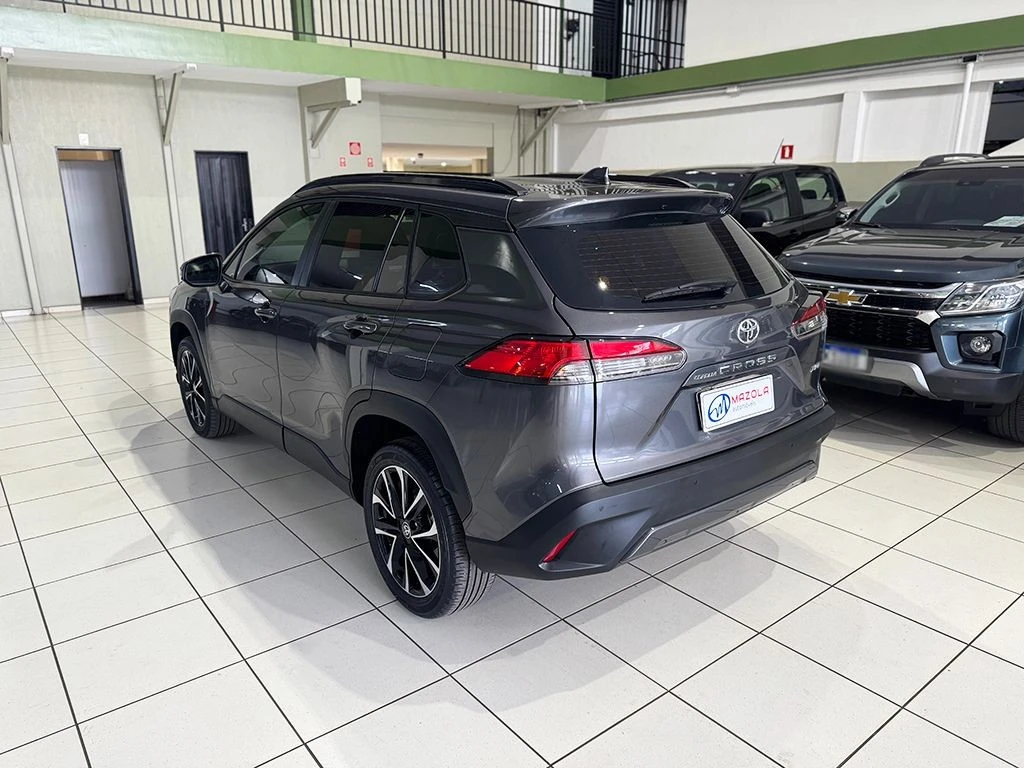 TOYOTA COROLLA CROSS