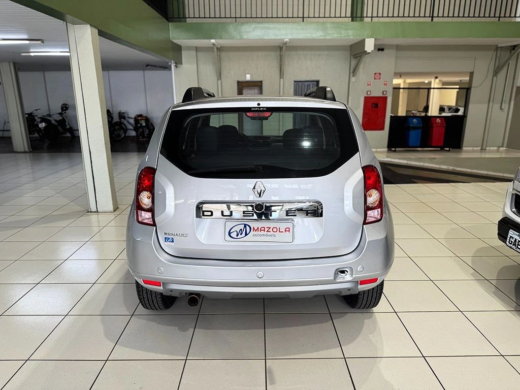 RENAULT DUSTER