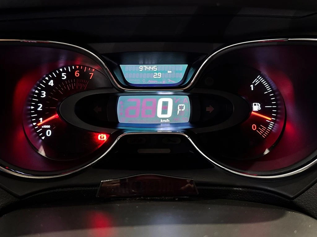 RENAULT CAPTUR