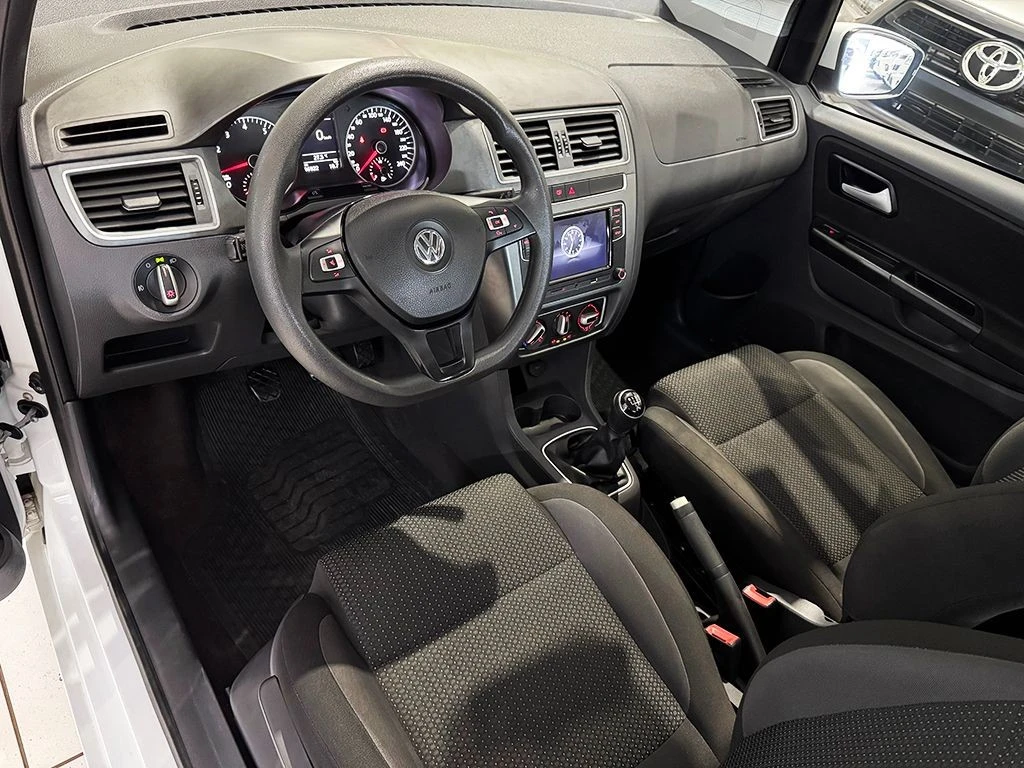 VOLKSWAGEN FOX