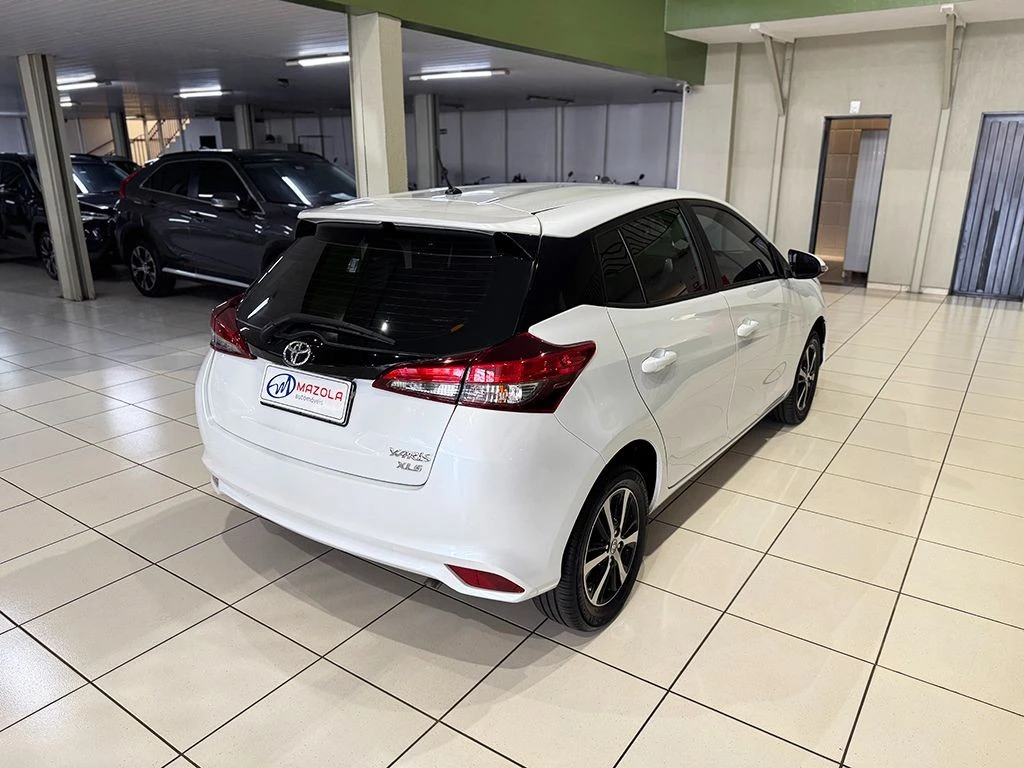 TOYOTA YARIS
