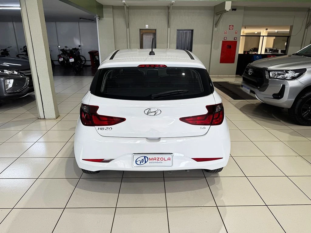 HYUNDAI HB20