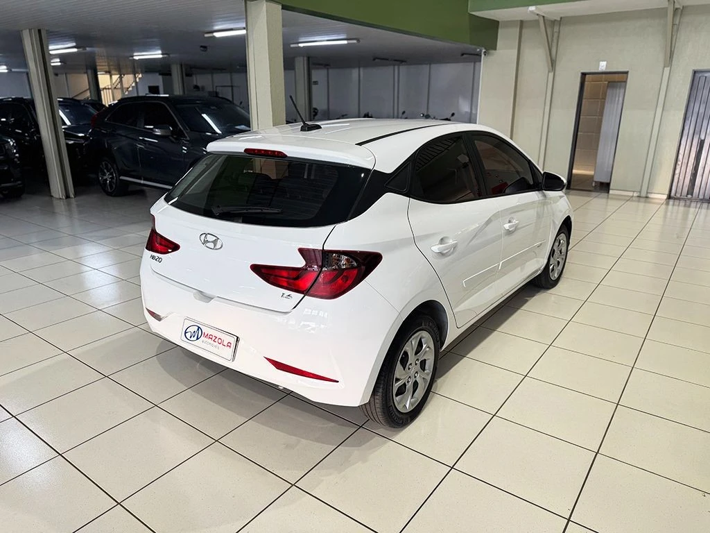HYUNDAI HB20