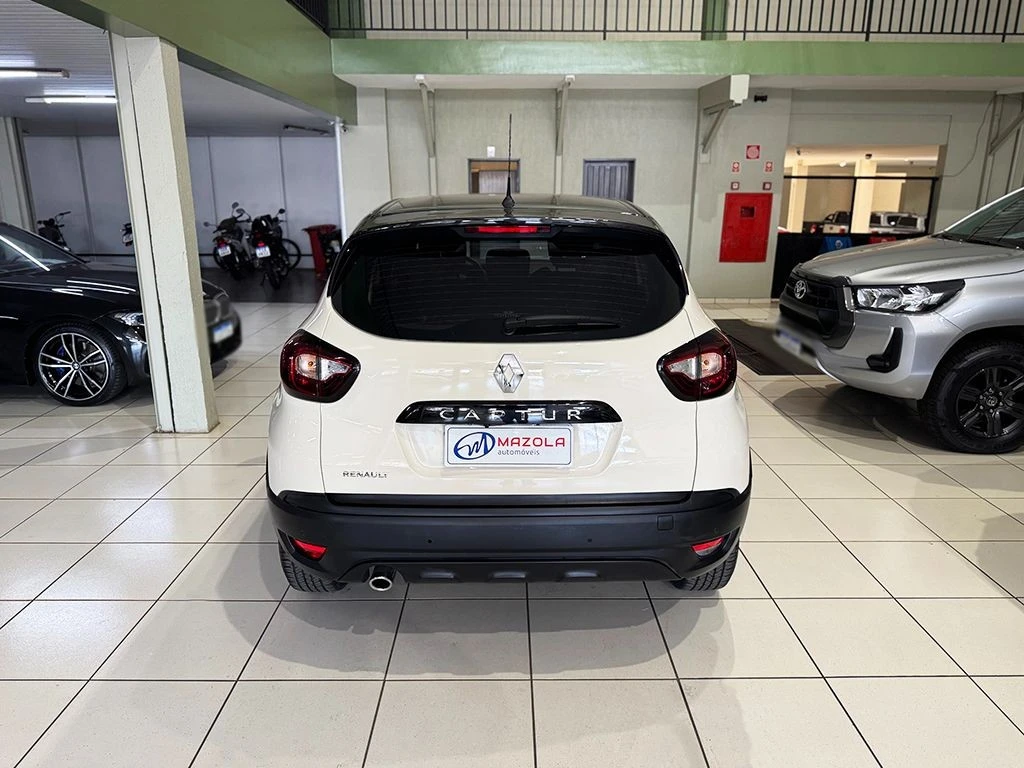 RENAULT CAPTUR