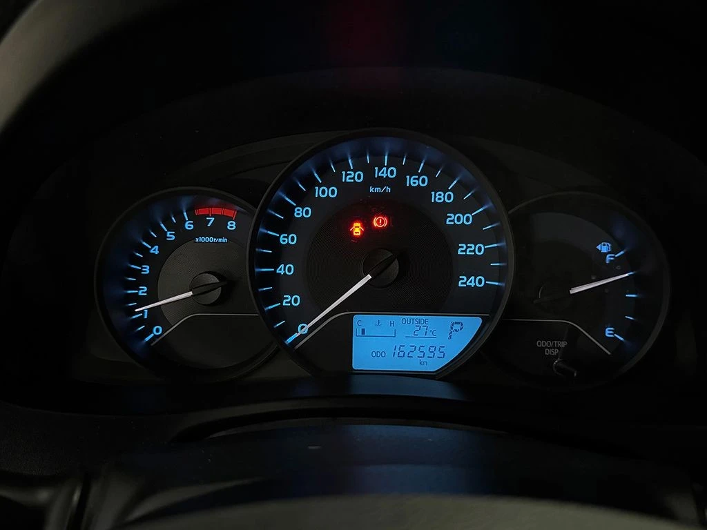 TOYOTA COROLLA