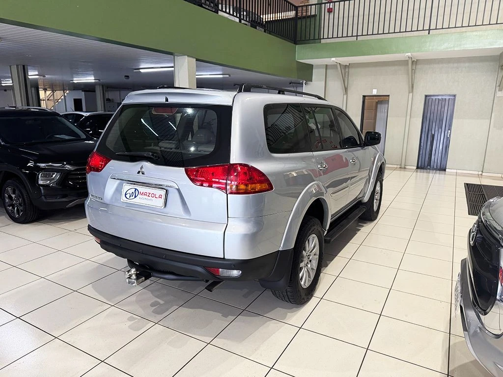 MITSUBISHI PAJERO DAKAR