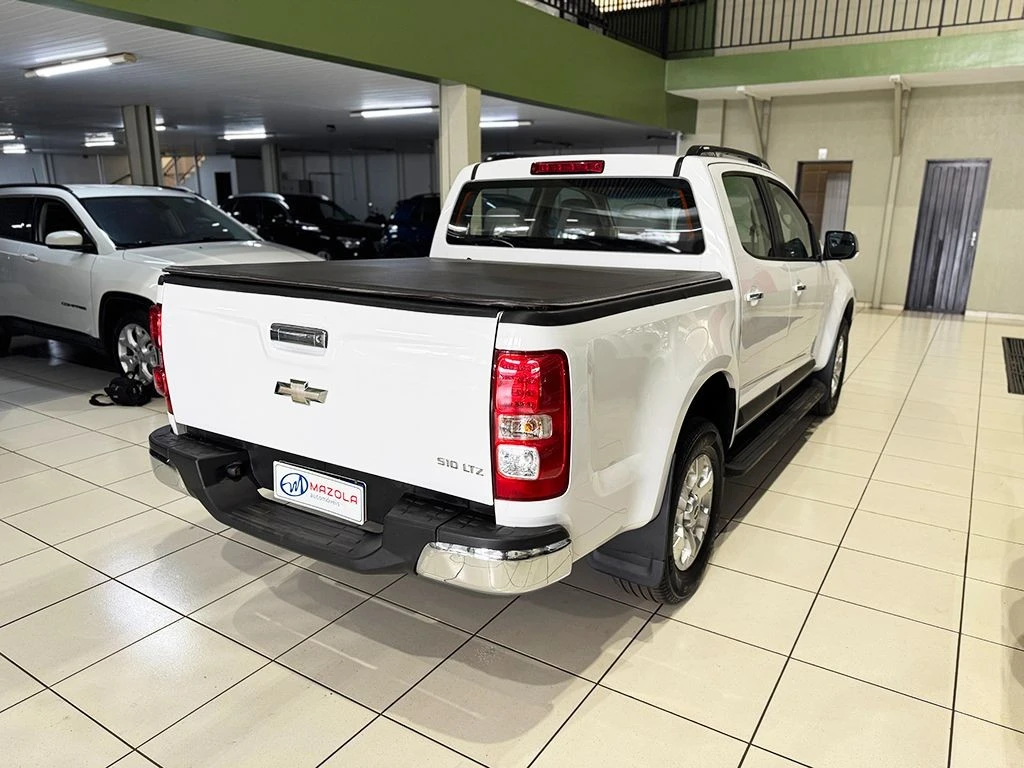 CHEVROLET S10