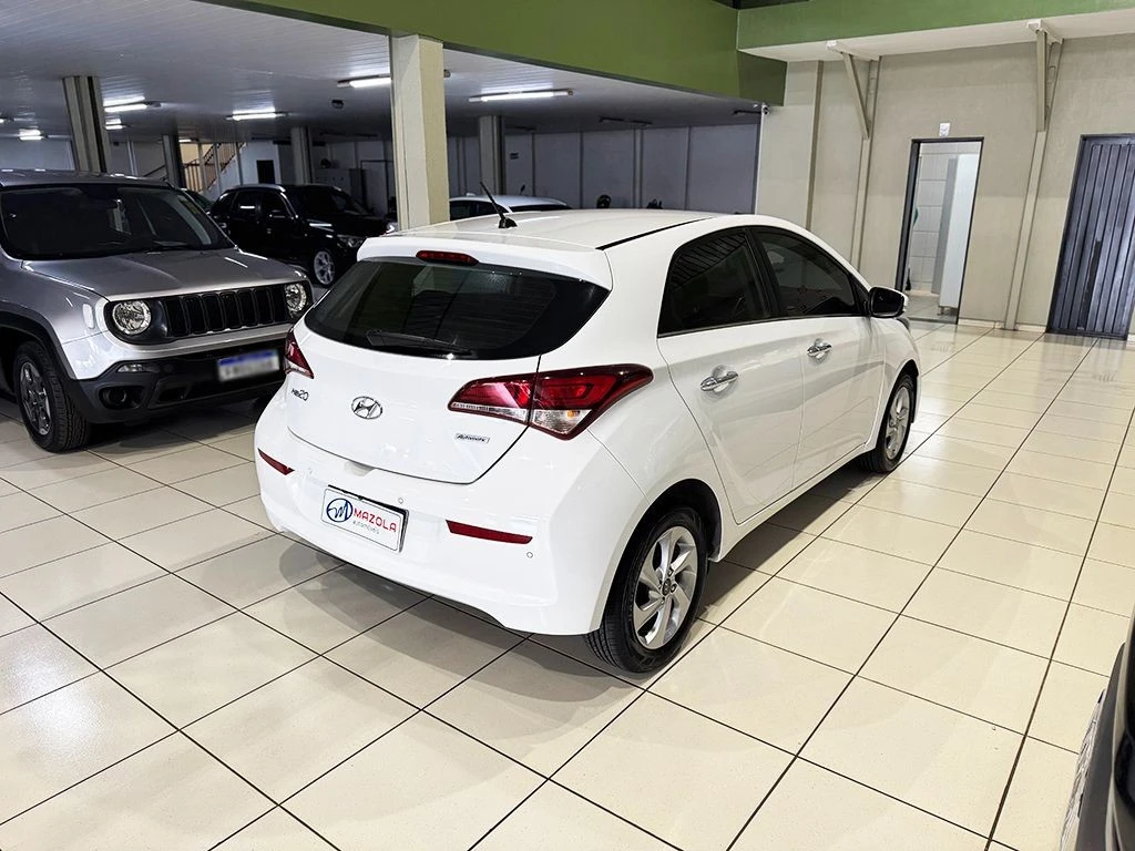 HYUNDAI HB20