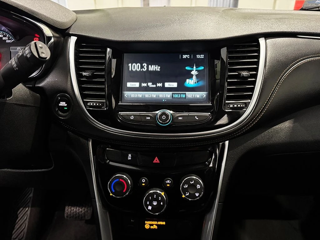 CHEVROLET TRACKER