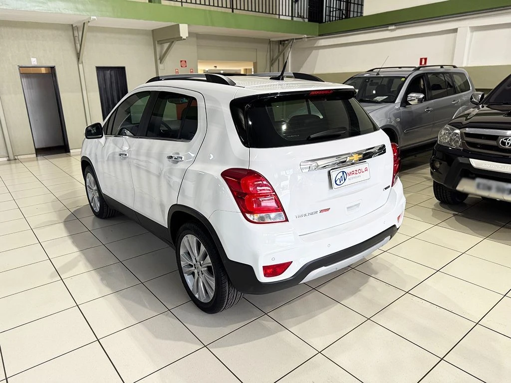 CHEVROLET TRACKER