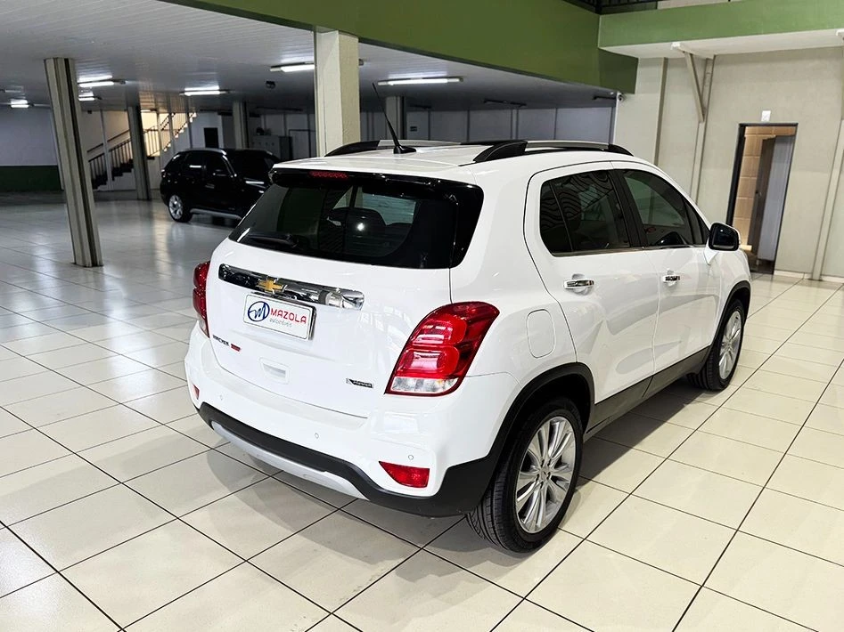 CHEVROLET TRACKER