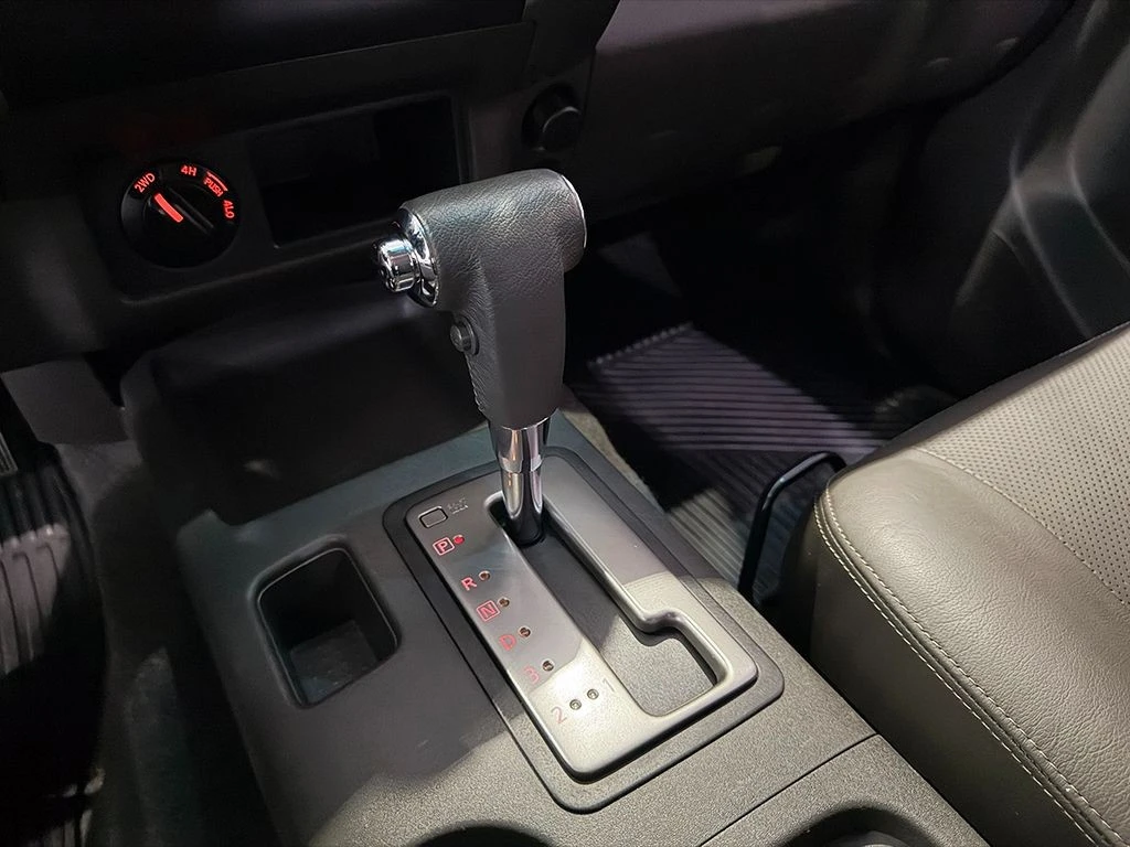 NISSAN FRONTIER