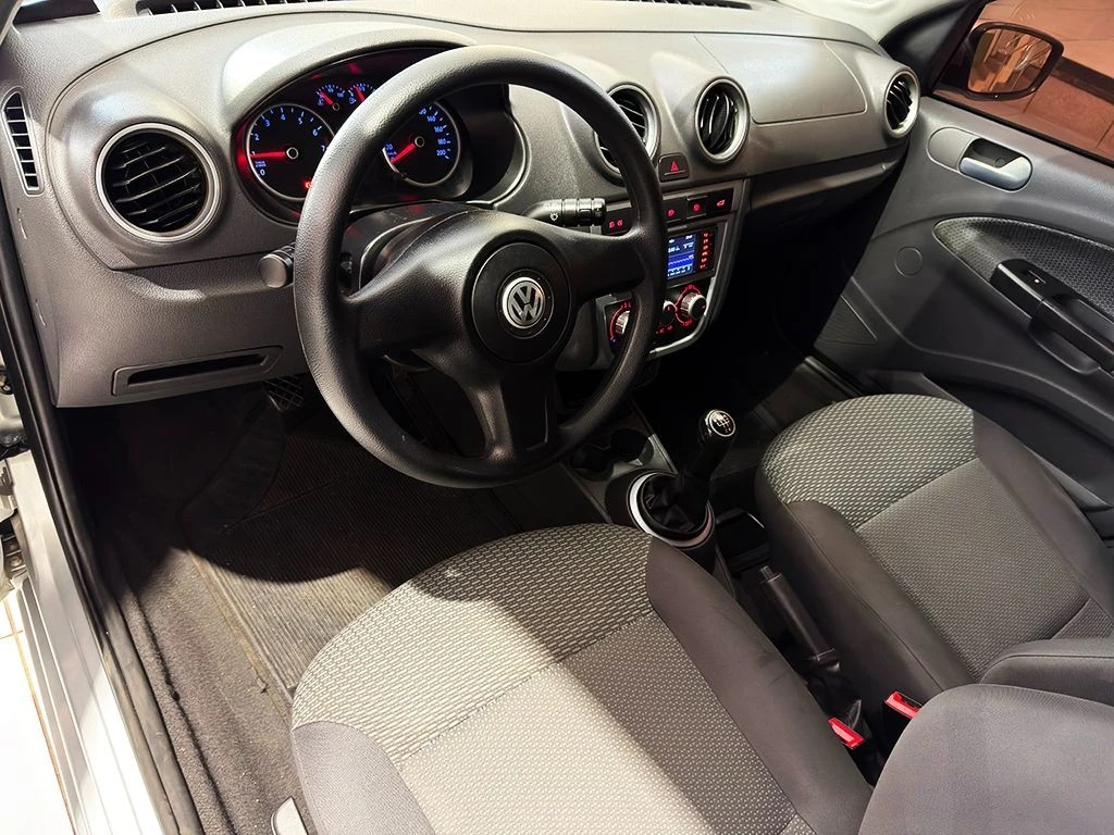 VOLKSWAGEN GOL