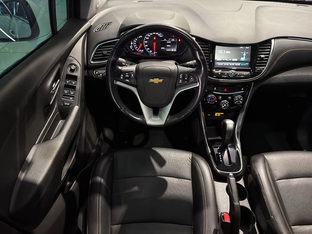 CHEVROLET TRACKER