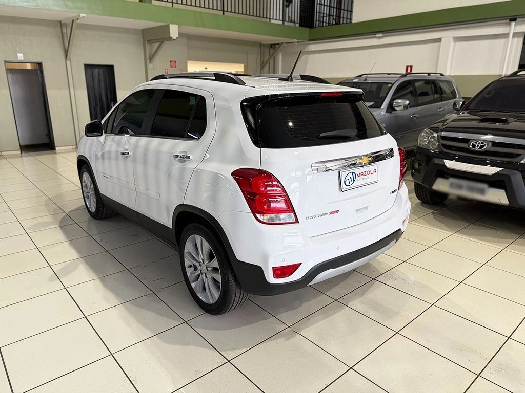 CHEVROLET TRACKER