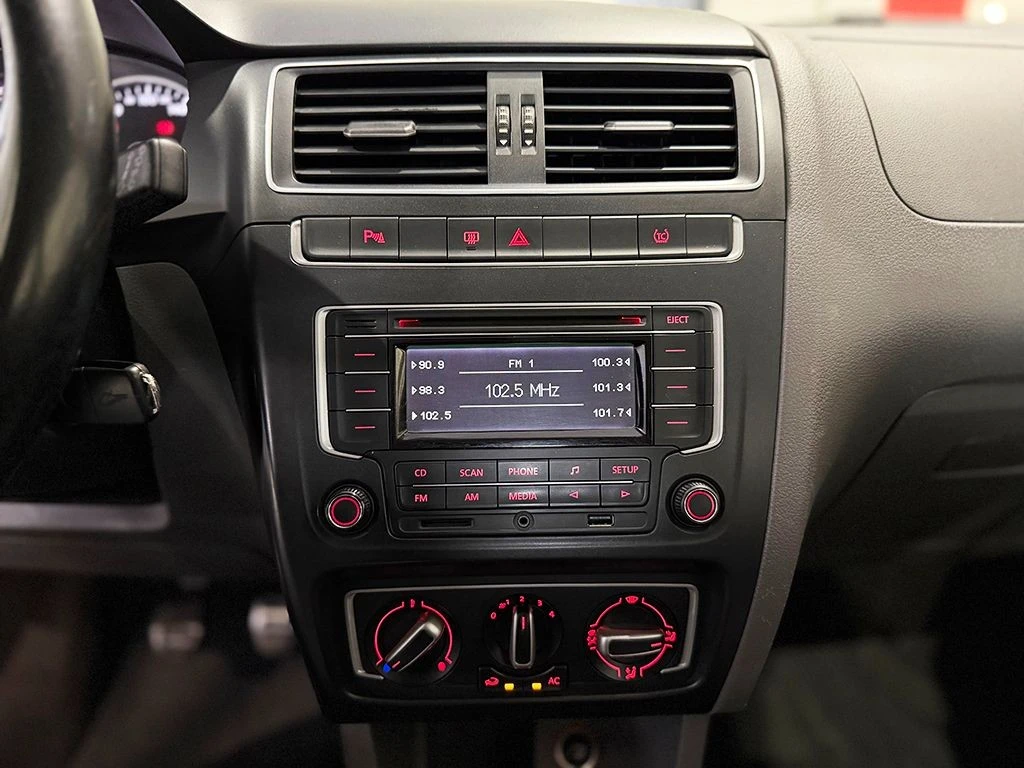 VOLKSWAGEN FOX