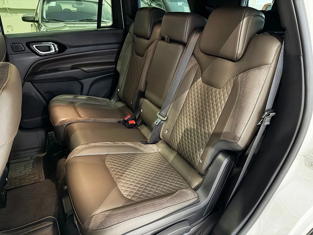 JEEP COMMANDER