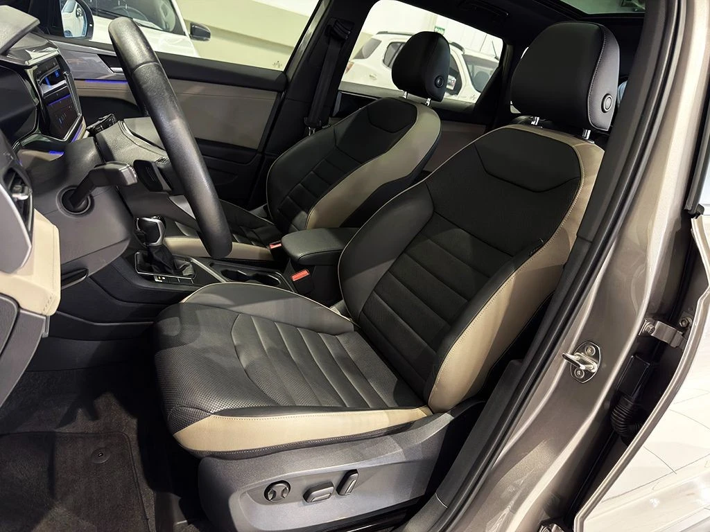 VOLKSWAGEN TAOS