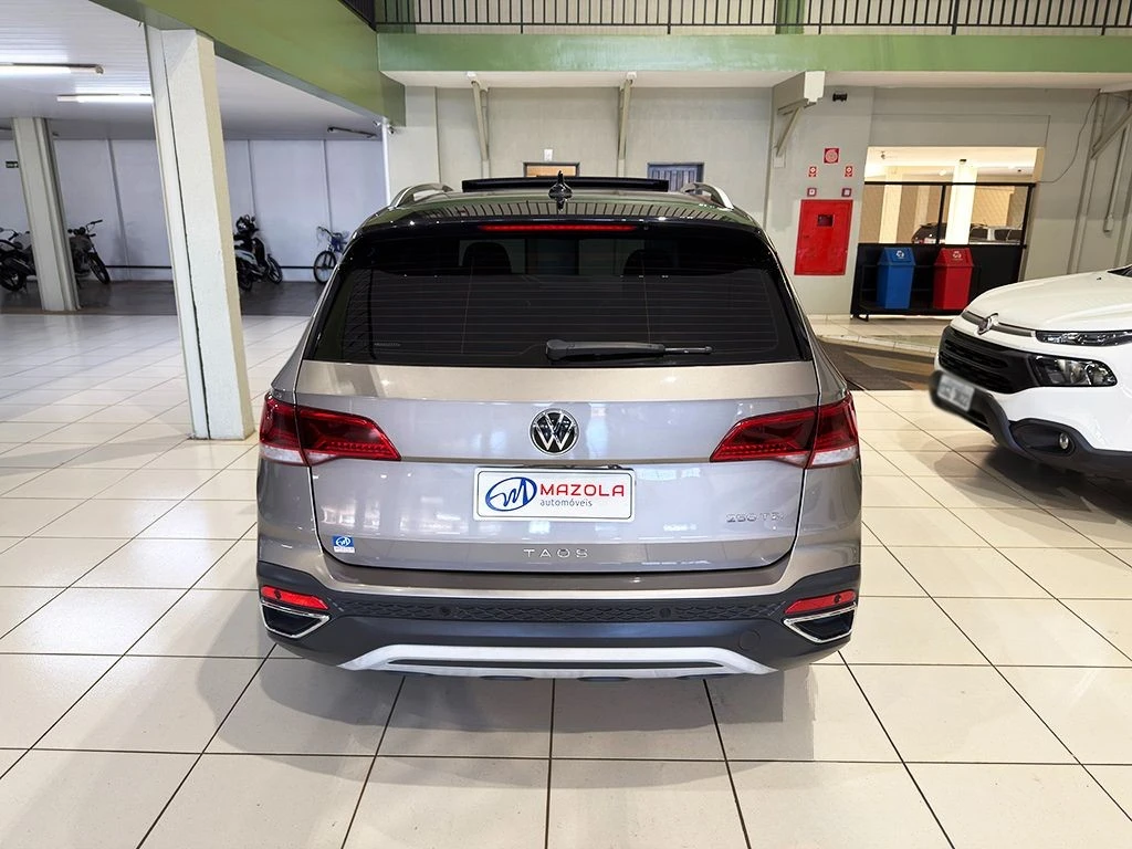 VOLKSWAGEN TAOS
