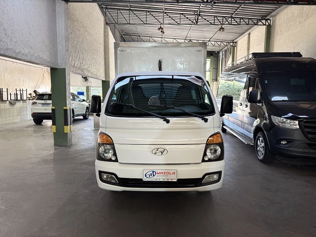 HYUNDAI HR