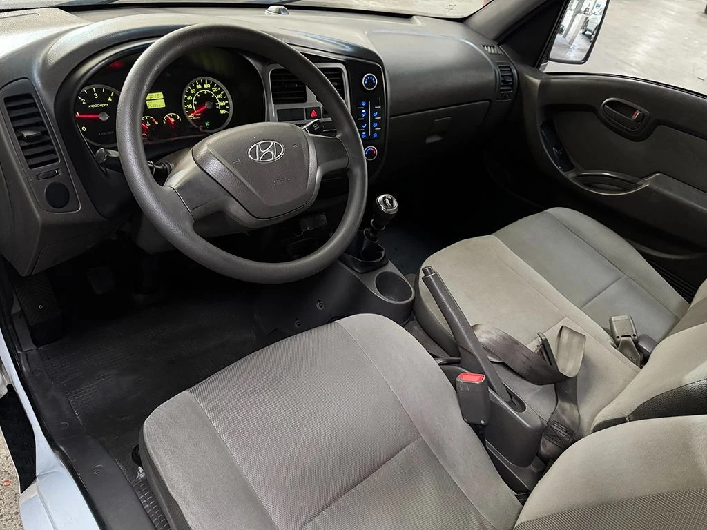 HYUNDAI HR