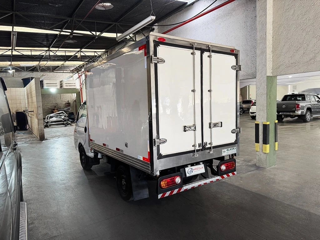 HYUNDAI HR