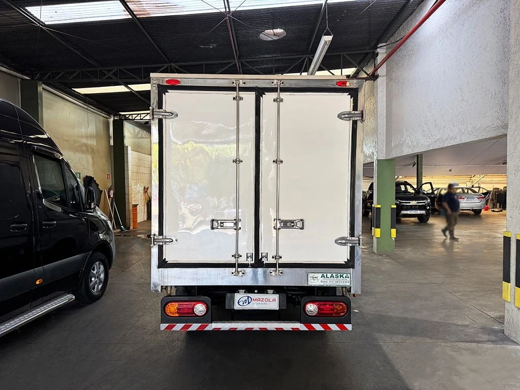 HYUNDAI HR