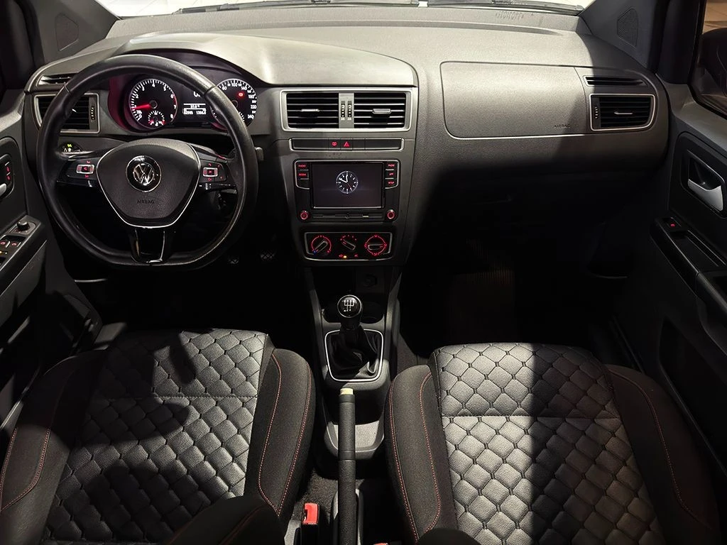 VOLKSWAGEN FOX
