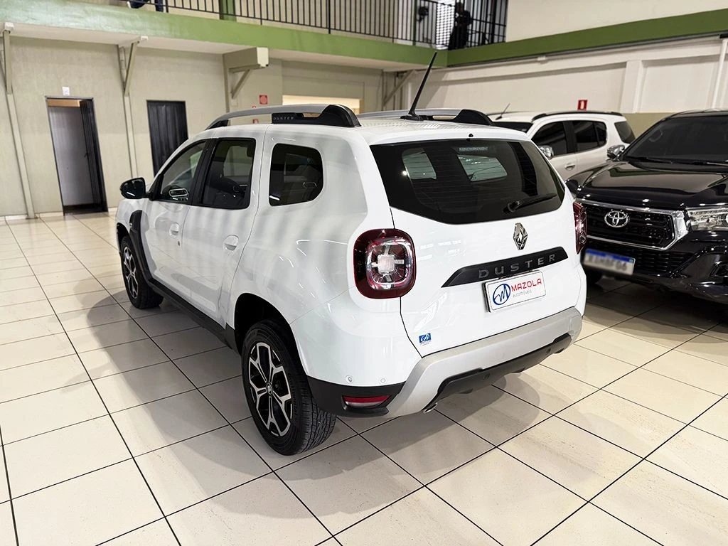 RENAULT DUSTER